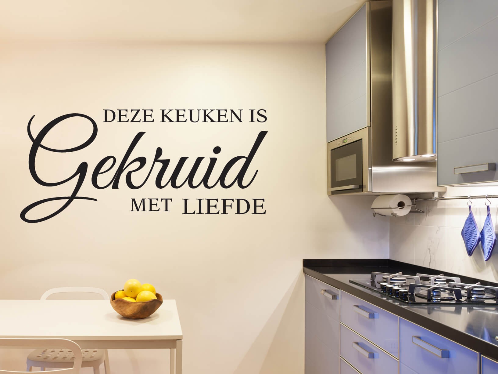 Muursticker "deze keuken is gekruid met liefde"
