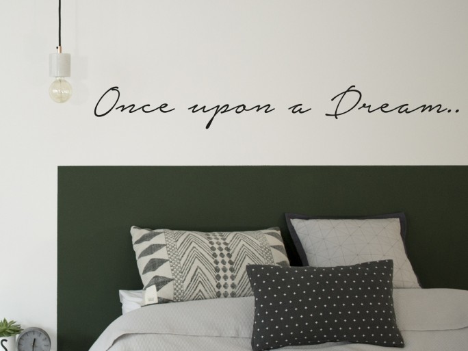 haar Darts Roos Muursticker "Once upon a dream"